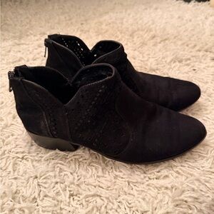 Cityclassified Black Ankle Booties